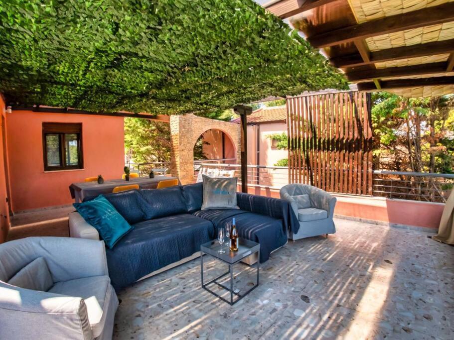 Deluxe Sani Relax Villa Exterior photo