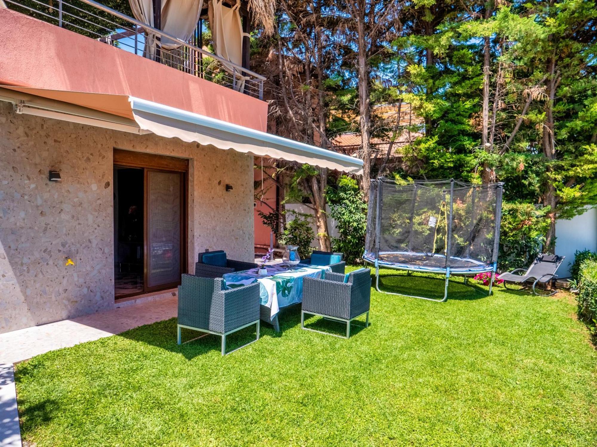 Deluxe Sani Relax Villa Exterior photo